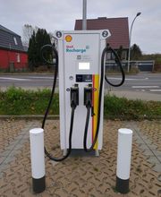 Shell Recharge Charging Station Bild 2