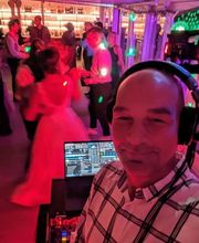 DJ André Trothe & DJ Léon - Hochzeits- & Event DJ für Hamburg & Umgebung - Absolut Music Service Bild 10