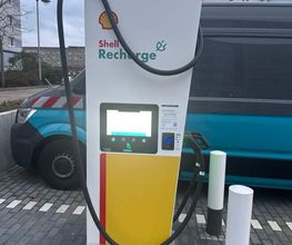 Shell Recharge Charging Station Bild 1