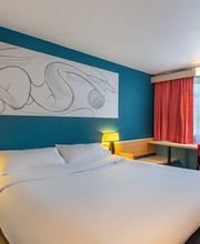 B&B HOTEL Orléans Nord Saran image 9