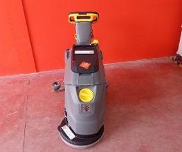 TOOLQUICK TORREVIEJA ALQUILER MAQUINARIA imagen 8