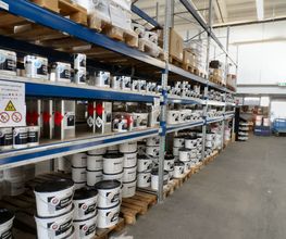 Standortbild Innenraum Lager MEGA eG Hannover-Wülfel, Großhandel für Maler, Bodenleger und Stuckateure