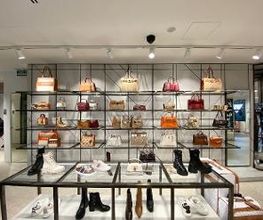 GUESS imagen 6