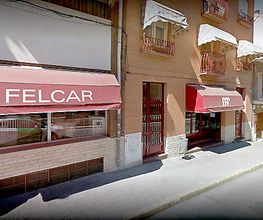 Felcar1.jpg