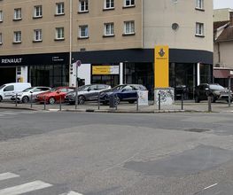 Renault Etablissement Debarge image 3
