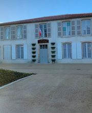 Mairie - Luçon image 2