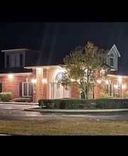 Sue Cruddas Real Estate Team image 6