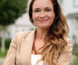 Nadja Dillinger / CEO