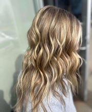 Fantastic Sams Cut & Color image 2