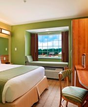 Magnolia Inn & Suites image 5