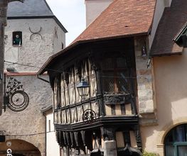 Mairie - Bourbon-Lancy image 2