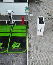 IPLANET Ricarica in sicurezza in modalità ultra fast per tutti i veicoli elettrici.