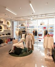 Lacoste Siam Mall imagen 2