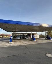 famila Tankstelle Bild 9