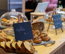 S'coole Alpaca - Café Shop Bild 1