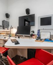 Audioprothésiste Lanester-Alain Afflelou Acousticien image 3