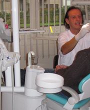 Zahnprothetik Elmiger Lachen Bild 1