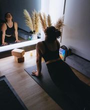 ARTHA Yoga and Wellness Sanctuary - Studio City image 13