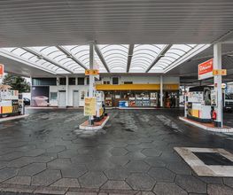 Shell Recharge Charging Station Bild 3