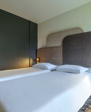 B&B HOTEL Niort Sud Venise Verte image 4