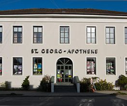 Aussenansicht der St. Georg-Apotheke