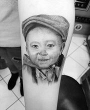 Cyril Tattoo et Piercings image 2