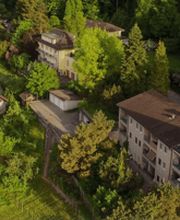 Schlössli Pieterlen, Leben im Park Bild 1