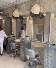 Elise Coiffure Eiffel image 4