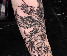 Körperkunst Tattoo & Piercing Bild 14