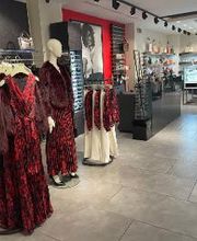 GUESS immagine 4