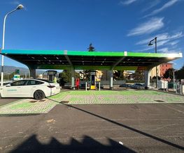IPLANET Ricarica in sicurezza in modalità ultra fast per tutti i veicoli elettrici.