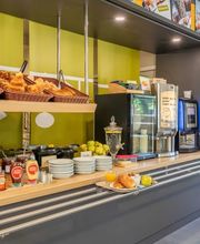 B&B HOTEL Toulon Ollioules image 11