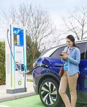 bp pulse Charging Station image 8