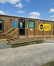 Api - Super supérette de Saint-Hilaire-de-Villefranche image 1