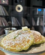 WAX ON HI-FI image 15