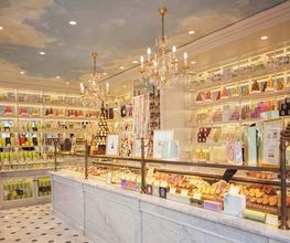 Ladurée Cannes image 1