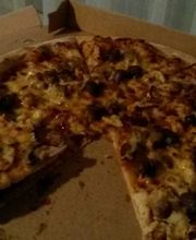 Pizza Hut image 2