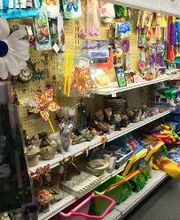 Smith's Country Club Drug Store image 11