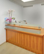 javier-carreno-dentista-recepcion-01.jpg