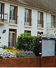 Mairie - Huriel image 2