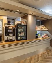 B&B HOTEL Bayonne image 11