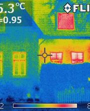 GreenPlan UG Heiko vor der Straße Bild 1