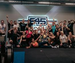 F45 Training Munich Obersendling Bild 16