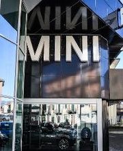Gino BMW e MINI Biella immagine 2