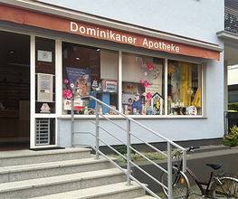 Aussenansicht der Dominikaner Apotheke