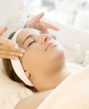 Kosmetik-Institut Jeannette Zeugin Bild 4