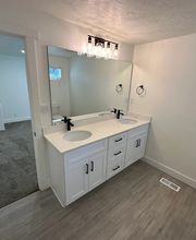 Cabinet Corner image 11