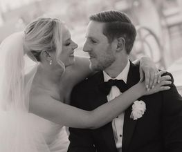 Couple getting married in Los Cabos