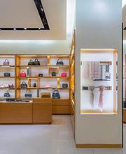 Louis Vuitton Genova immagine 6