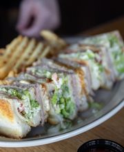 Crooked Pint Ale House image 13